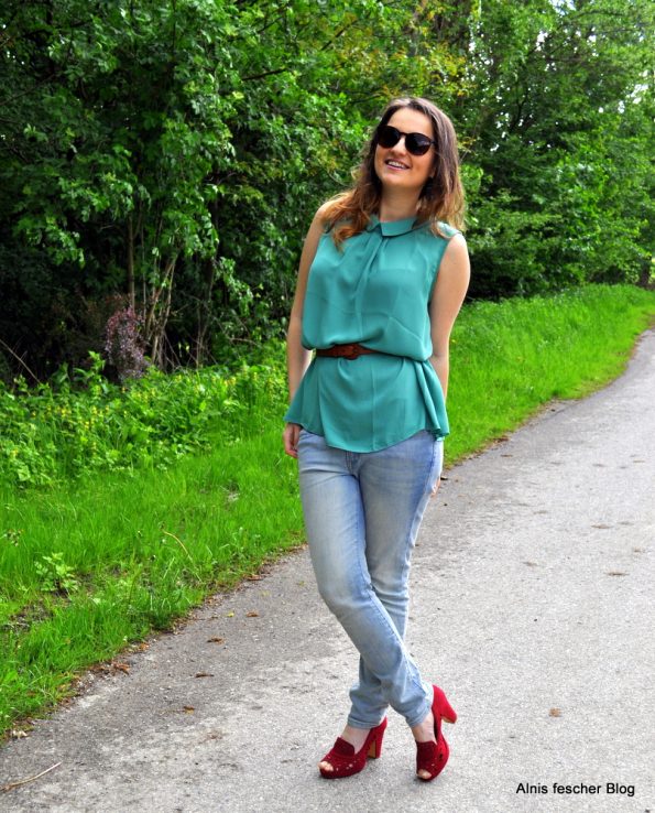 Teal summer outfit
