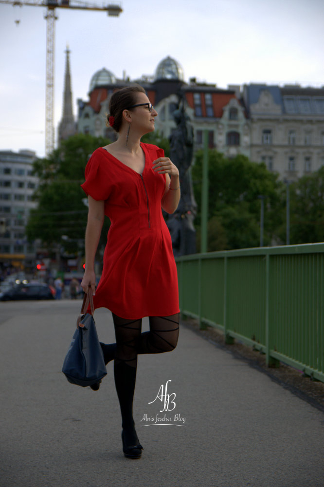 Red dress wandering through Vienna