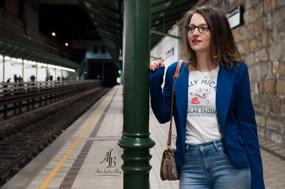Outfit: Blau-Weißer Casual Business Look