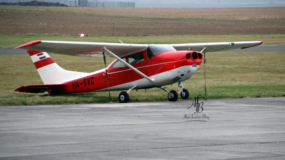 Outfit: Flug über den Wolken