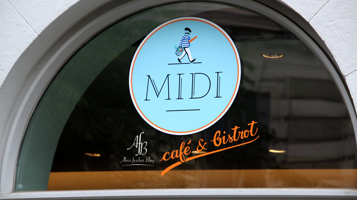 Café Gourmand im neuen Midi Café & Bistrot in der Wipplingerstraße
