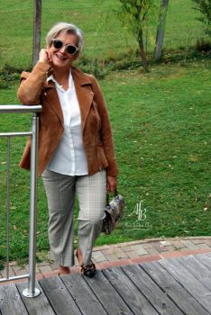 Herbstoutfit: Culotte - Seidenbluse - Lederjacke - Kombi!